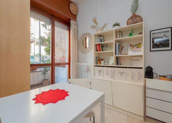 Apartment I Host - Melzo 13 *