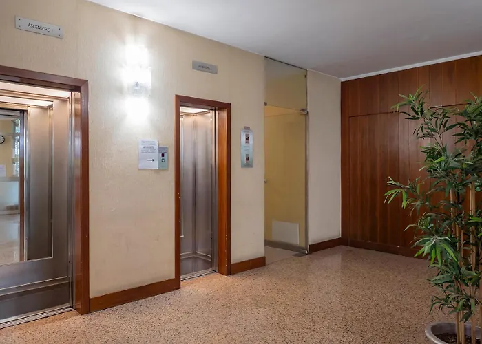 Apartment I Host - Melzo 13 *