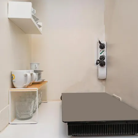 I Host - Melzo 13 Milano