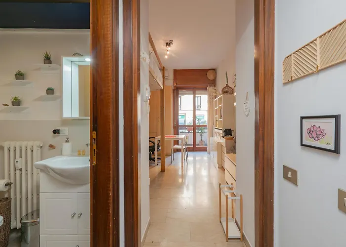 Apartment I Host - Melzo 13 *